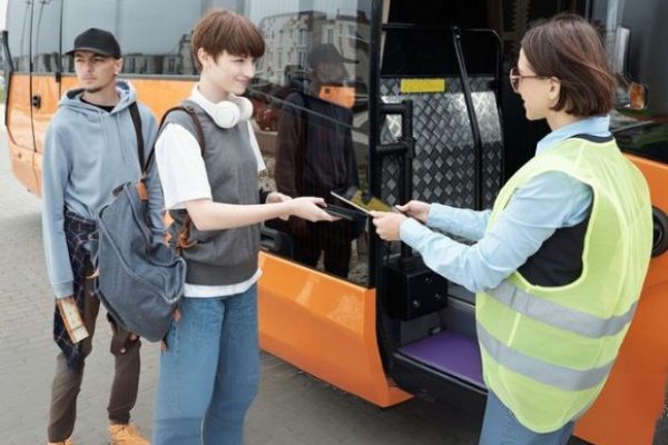Pick-Up & Drop-Off Guidelines (1) Pick-Up & Drop-Off Guidelines